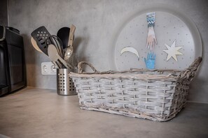 Coffee and/or coffee maker - 50213 Haus Klaas-wohnung Henry - Hell und Häuslich: Die Maisonette-ferienwohnung mit Ihren ca. 55 qm (Wittmund)