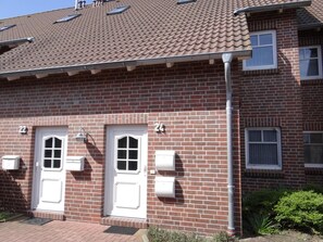 Exterior detail - Vacation apartment 50163 - High-quality and bright: The upper floor apartment impresses (Wittmund)