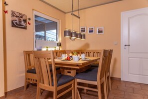 Dining - Vacation home 50022 - The newly furnished vacation home with 3 bedrooms is located (Wittmund)