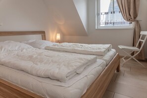 1 habitación, tabla de planchar con plancha y wifi 