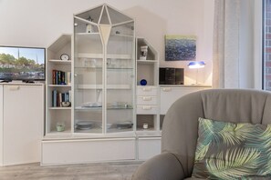 Unclassified image, 5 of 17, button - Apartment 50060 - Graceful and modern: this cutely furnished apartment (Wittmund)