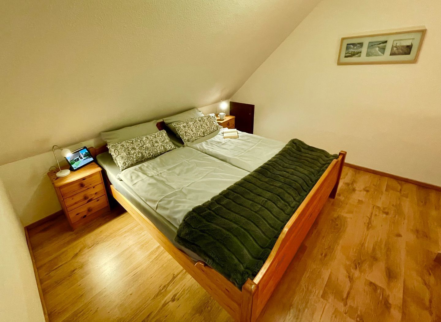 2 slaapkamers, een strijkplank/strijkijzer, wifi
