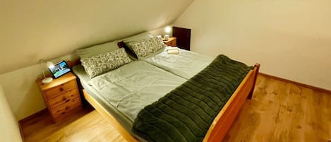 2 camere, ferro/asse da stiro, Wi-Fi