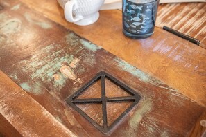 Unclassified image, 3 of 18, button