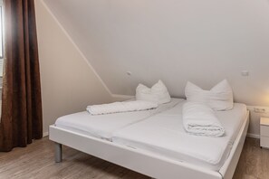 3 camere, una scrivania, Wi-Fi