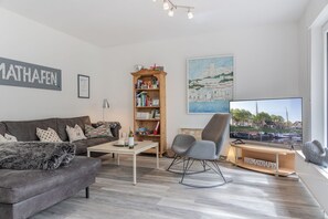 Fernseher, Stereoanlage