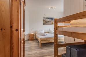 2 bedrooms, WiFi
