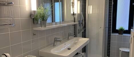 Een douche, een haardroger