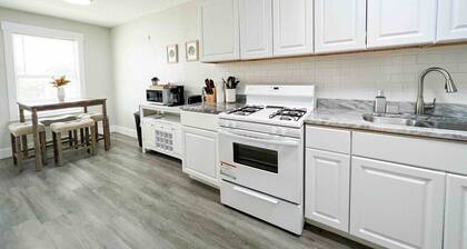 Central 1BDR+RemoteWork+Extended Stay+Pets OK