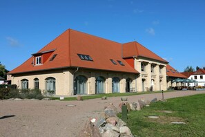 Exterior - Cozy vacation apartment Remise Bayard RE-12 in idyllic village on Usedom - (Stolpe auf Usedom)