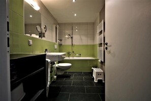 Hair dryer, towels