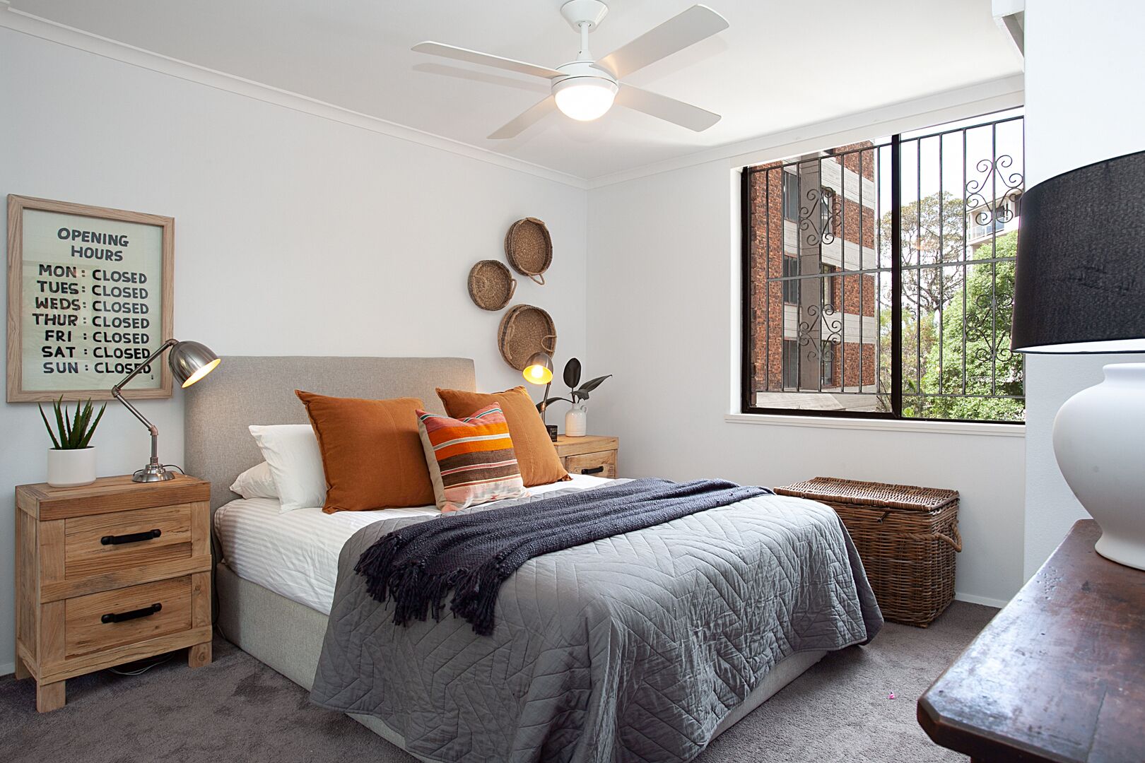 Double Bay three-bedroom apartment with pool — image 11