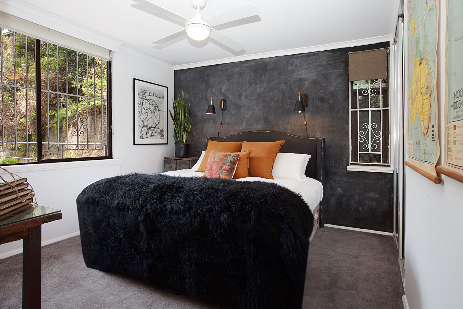 Double Bay three-bedroom apartment with pool — image 13