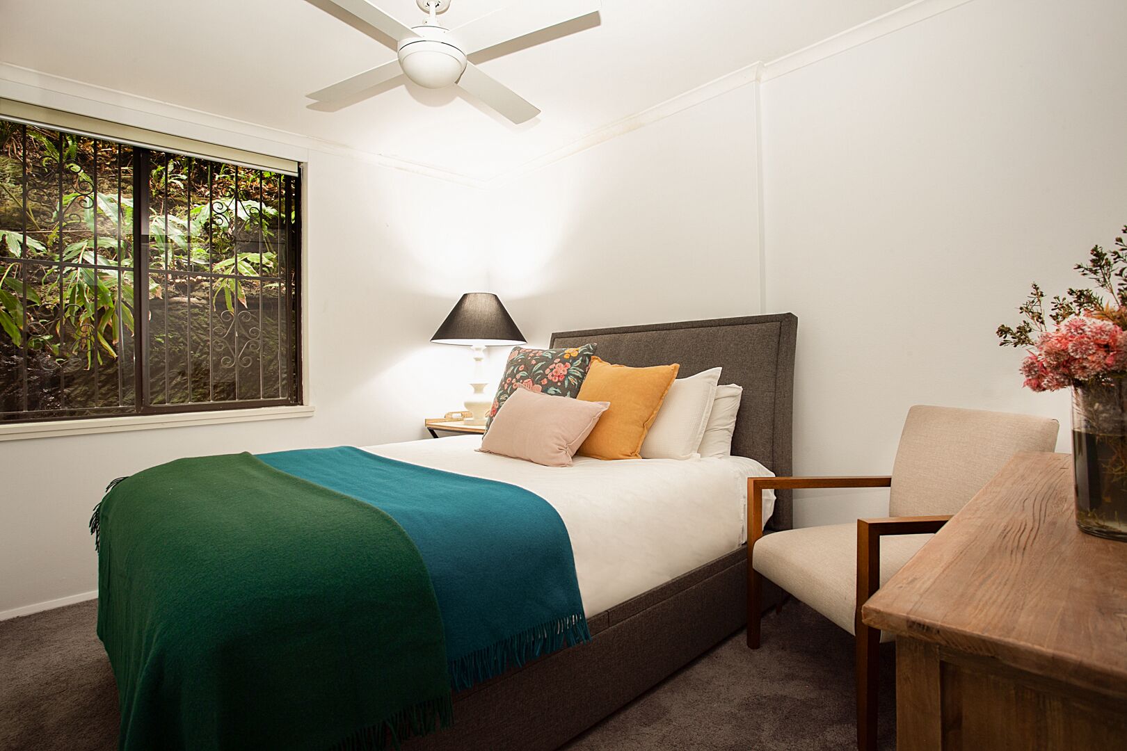 Double Bay three-bedroom apartment with pool — image 16