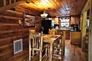 Dining - Two Story Cabin in the Smokys with 2 King Bed and Hot Tub (Sevierville)