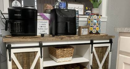 Spacious&Cozy 3BR/Free WiFi/1.4 miles from DT