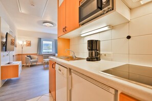 Fridge, microwave, stovetop, dishwasher - Gesa - House Rolf - Gesa (Sylt)