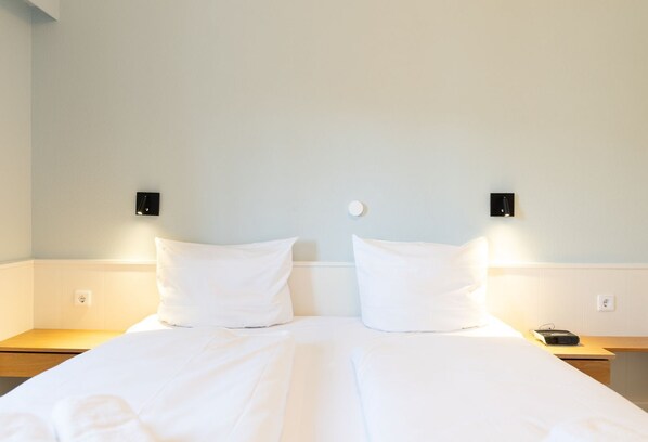 Unclassified image, 1 of 16, button