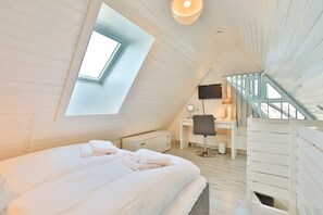 Unclassified image, 5 of 20, button