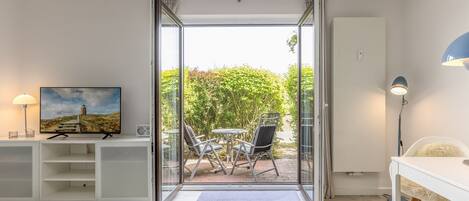 Télévision, chaîne hi-fi