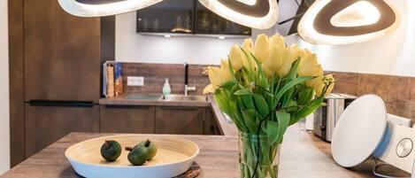 雪櫃、焗爐、爐具、洗碗機