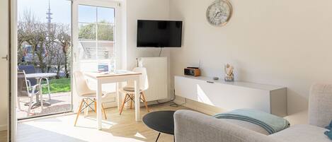 TV, DVD player, stereo