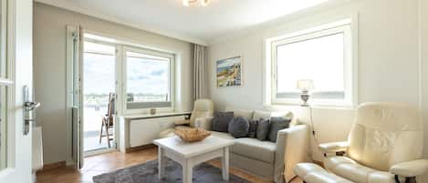 Fernseher, Stereoanlage