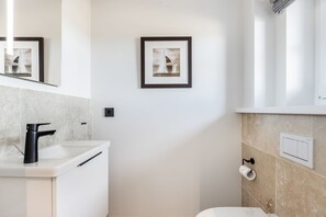 Imagen sin descripción, 3 de 52, botón