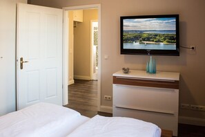 2 bedrooms, WiFi, bed sheets - Author's house apartment 1 "Franz Kafka" - Autorenhaus Usedom (Heringsdorf)