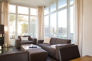 Nicht klassifiziertes Bild, 3 von 21, Schaltfläche