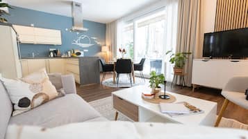 Fernseher, Stereoanlage