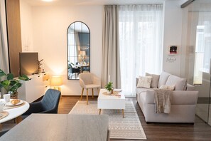 Unclassified image, 4 of 39, button - SmartFewo: House Water | Penthouse | Sauna | Park - Residence by the small sea (Bad Zwischenahn)