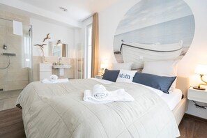 Unclassified image, 2 of 41, button