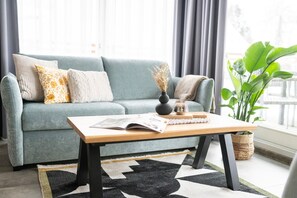 Fernseher, Stereoanlage