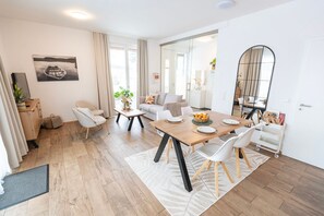 Uklassifisert bilde, 2 av 41, knapp