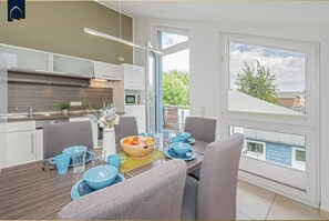 Imagen sin descripción, 4 de 25, botón