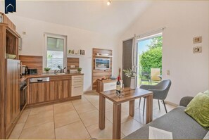 Télévision, chaîne hi-fi