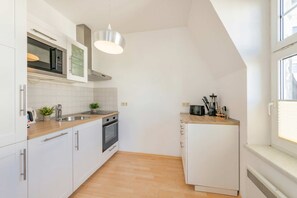 Private kitchen - Apartment Karlskrona in Ahlbeck with balcony, close to the beach - Haus Skanska (Heringsdorf)