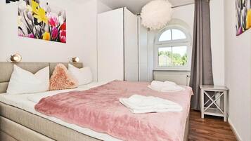 2 bedrooms, WiFi