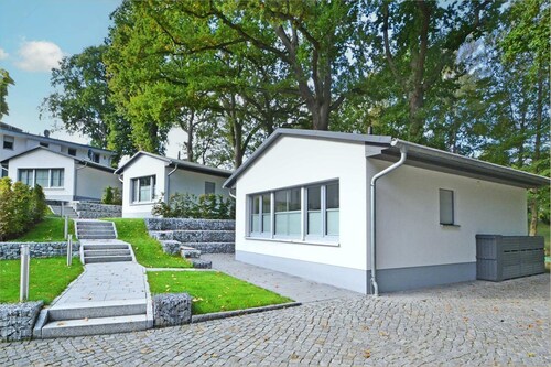 Modern bungalow in Heringsdorf with sauna, garden and close to the beach - Villa Doris