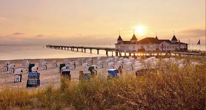 Cozy vacation apartment in Ahlbeck sea view & WLAN, 1 parking space - Villa Sanke