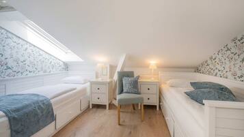 2 bedrooms, in-room safe, WiFi