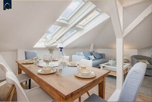 Dining - Modern apartment in Heringsdorf with sea view & balcony - 150 m to the beach - (Heringsdorf)