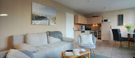 TV, DVD player, stereo