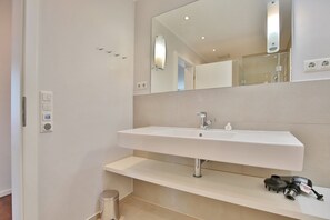 Imagen sin descripción, 2 de 21, botón