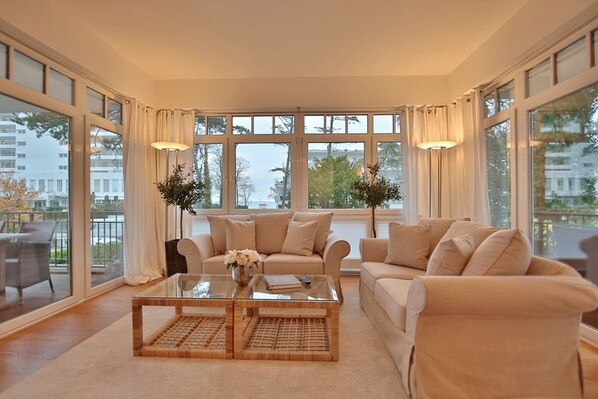 TV, DVD player, stereo