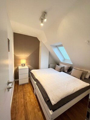 2 bedrooms, iron/ironing board, WiFi - Haus Parkblick Apartment 11 - Haus Parkblick, Timmendorfer Strand (Timmendorfer Strand)