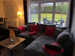 Fernseher, Stereoanlage