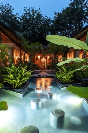 Outdoor pool - Vida Nova Casa Resort- A Luxury 7 bedroom Beach Villa (Cobano)