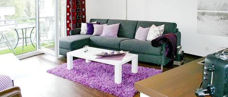 Télévision, lecteur de DVD, chaîne hi-fi